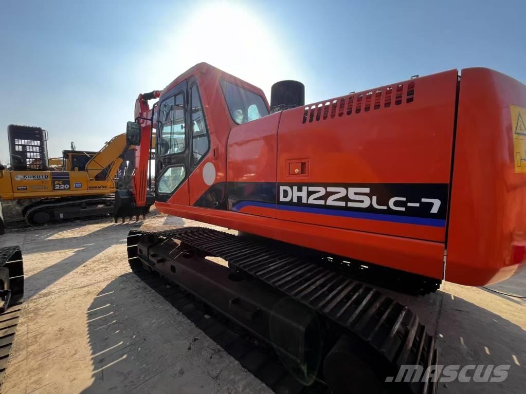 Doosan DH 225 LC-7 Vikšriniai ekskavatoriai