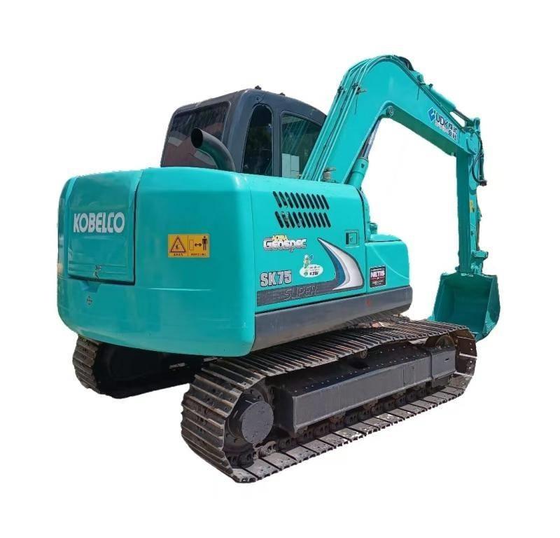 Kobelco SK 75 Vikšriniai ekskavatoriai