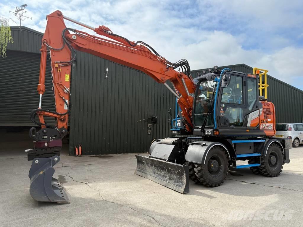 Hitachi ZX 135 W-7 Ratiniai ekskavatoriai