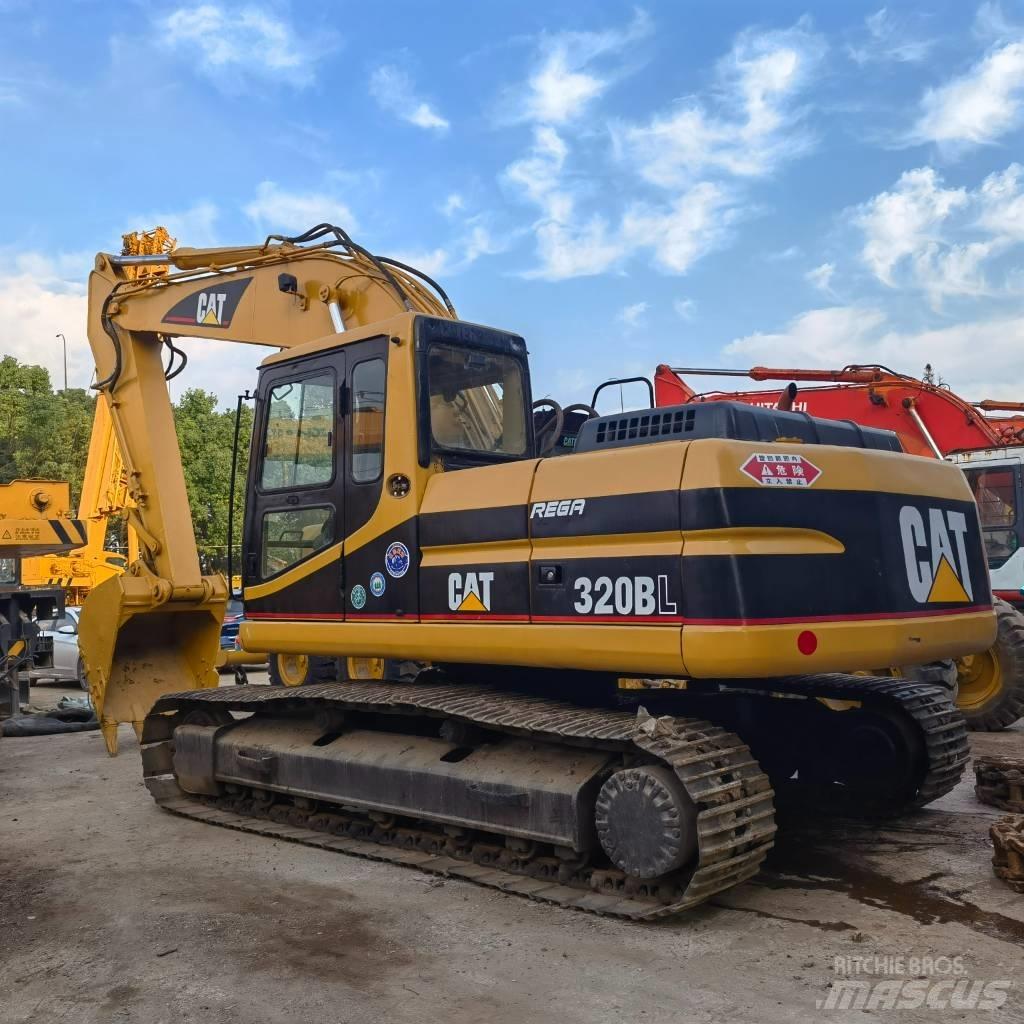 CAT 320 B LC Vikšriniai ekskavatoriai
