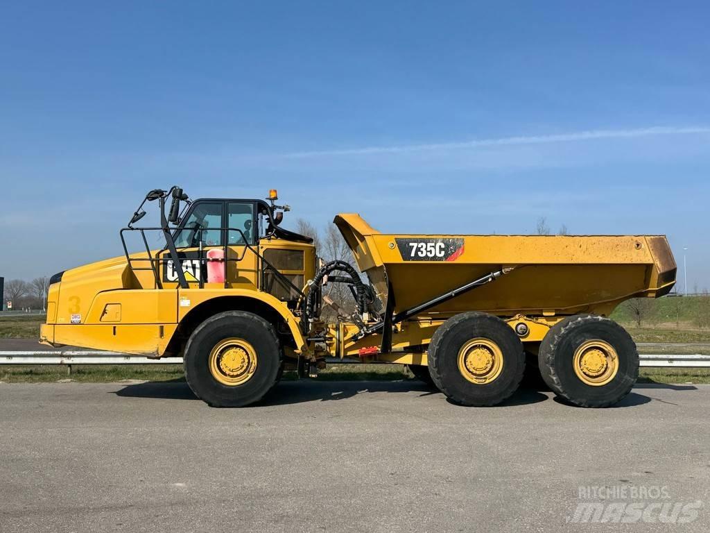 CAT 735C Karjeriniai savivarčiai