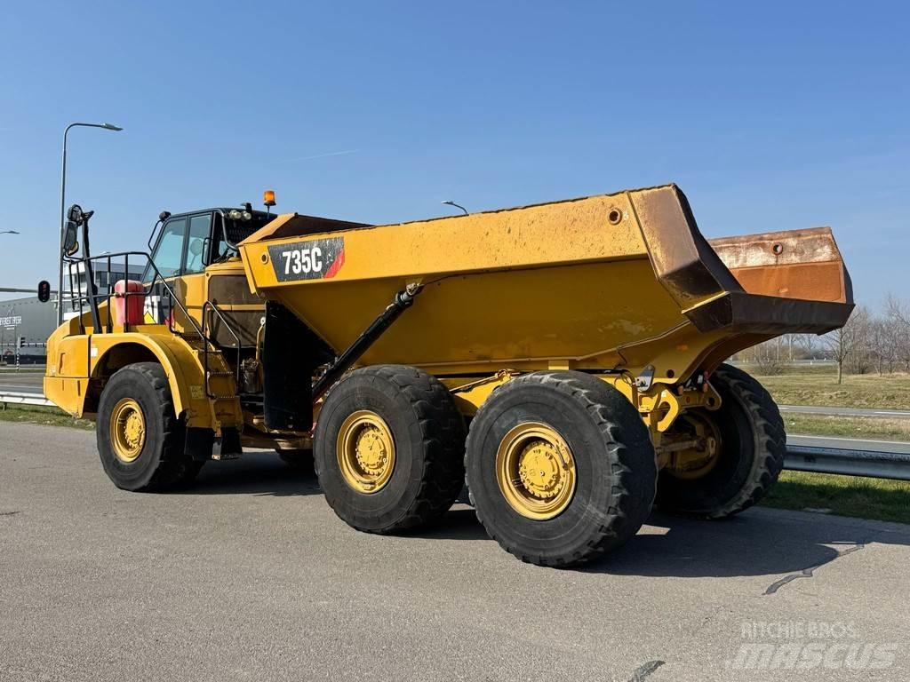 CAT 735C Karjeriniai savivarčiai