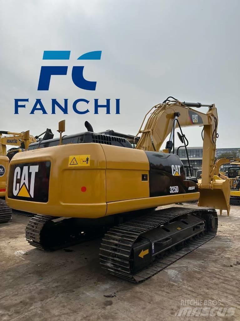 CAT 325 D Vikšriniai ekskavatoriai