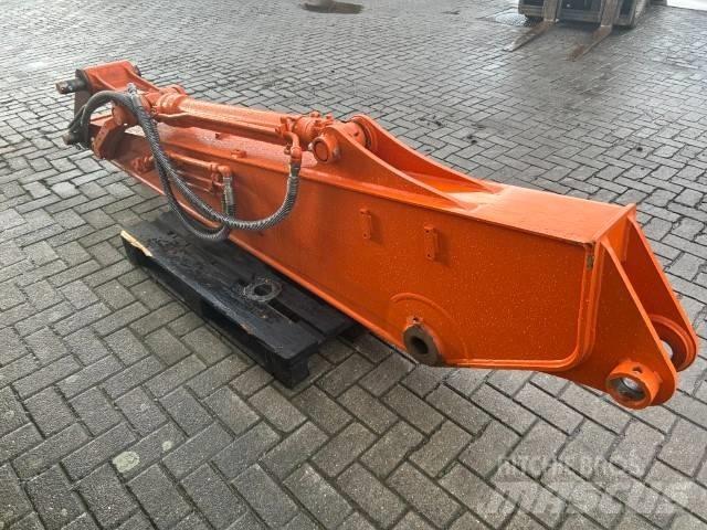 Hitachi ZX 135 Vikšriniai ekskavatoriai