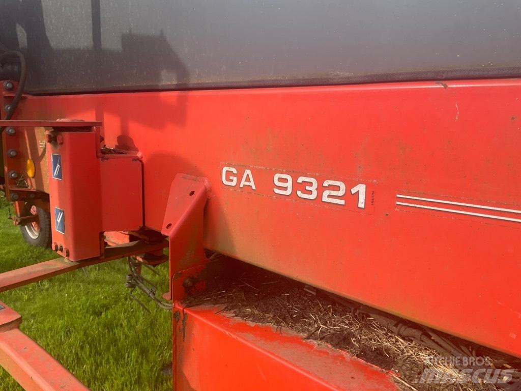 Kuhn Ga 9321 Šieno grėbliai ir vartytuvai