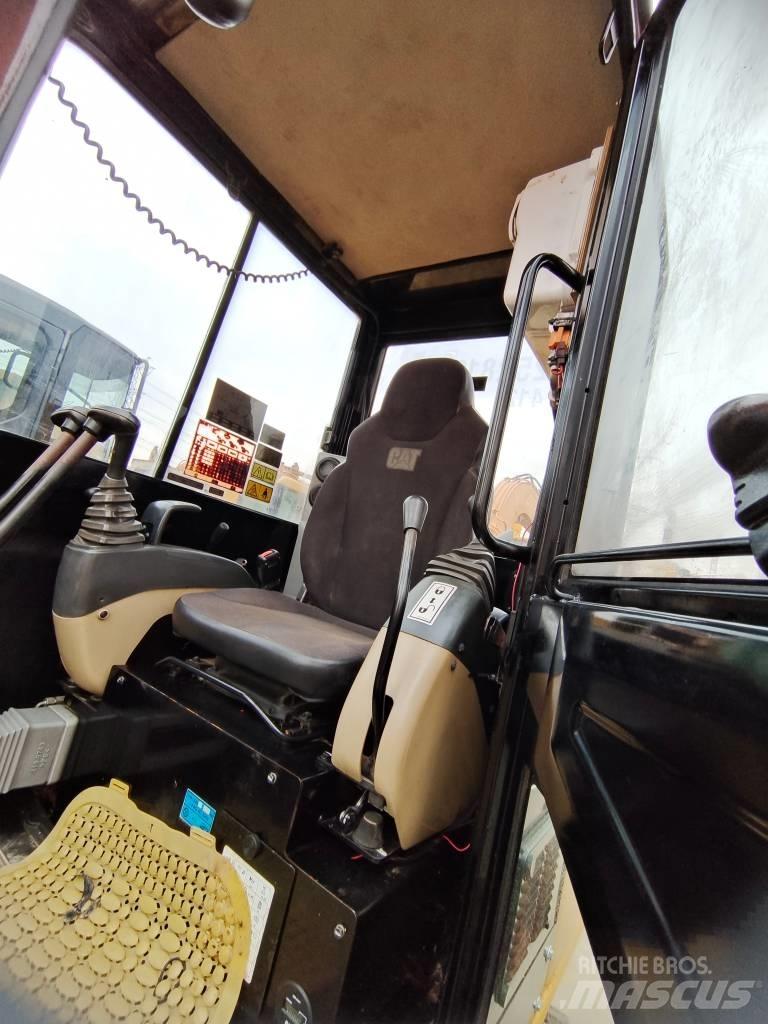 CAT 305.5E Mini ekskavatoriai < 7 t