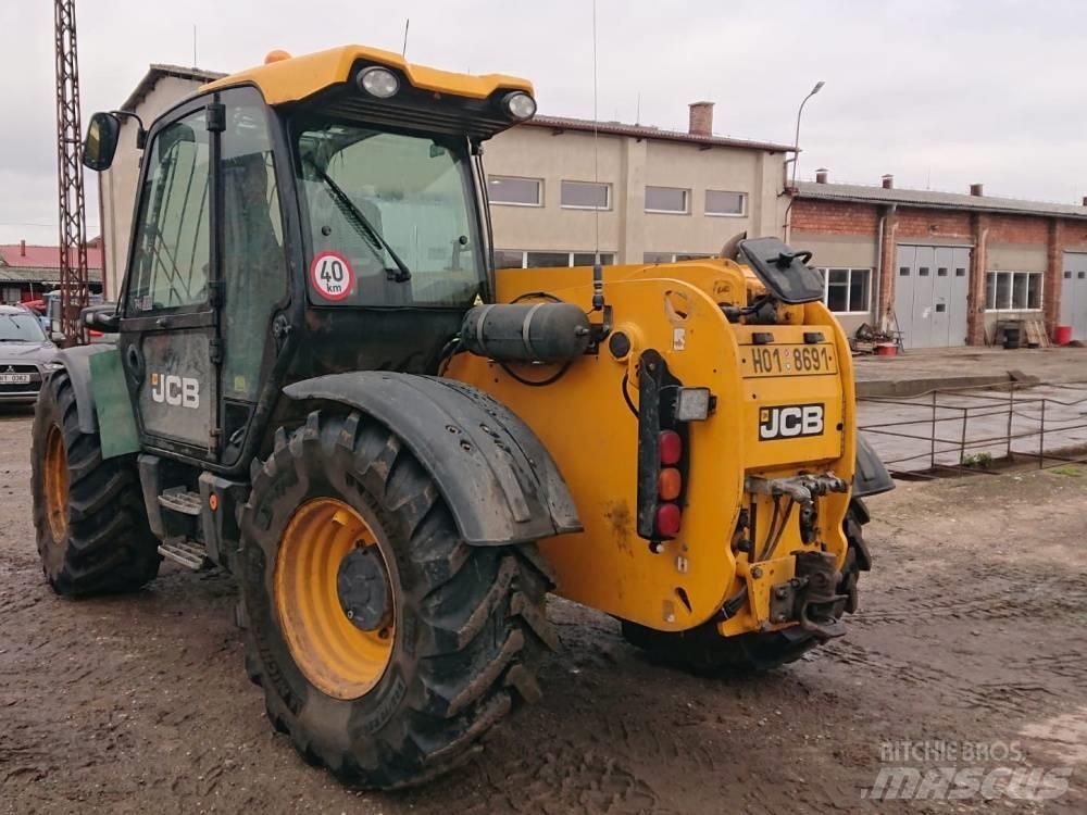 JCB 541-70 Teleskopiniai krautuvai žemės ūkiui