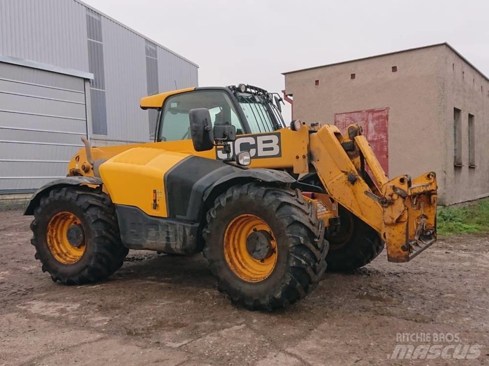 JCB 541-70 Teleskopiniai krautuvai žemės ūkiui
