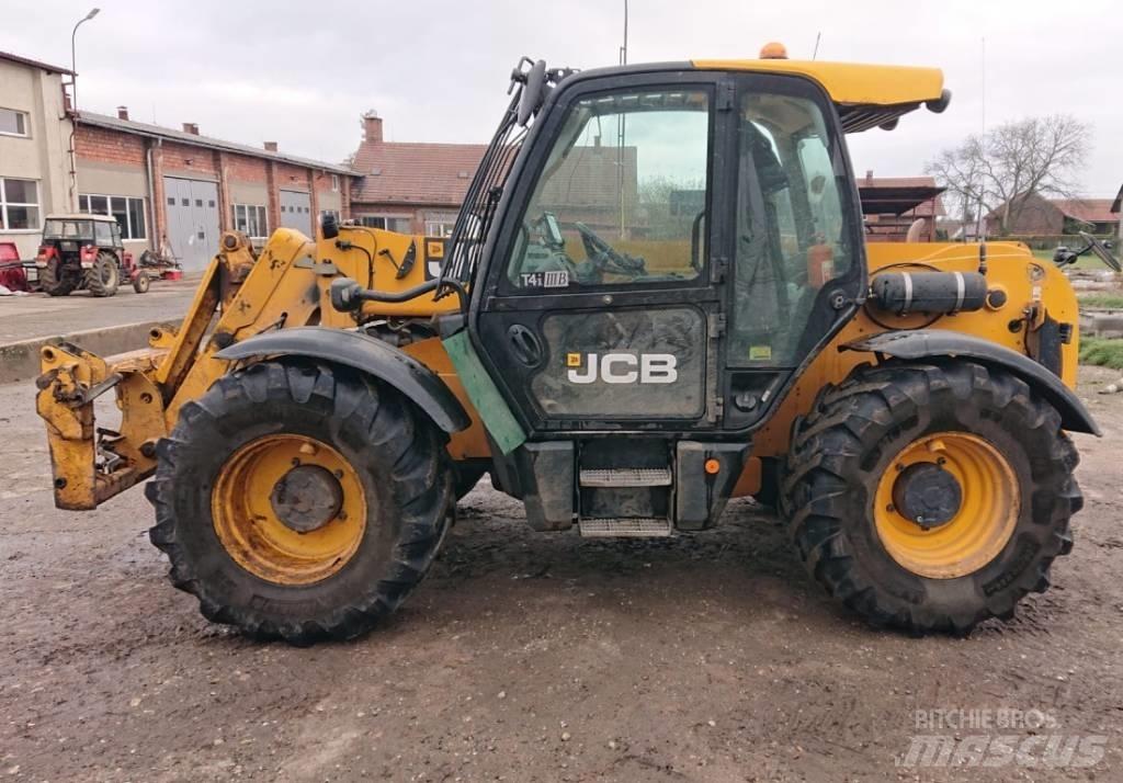 JCB 541-70 Teleskopiniai krautuvai žemės ūkiui