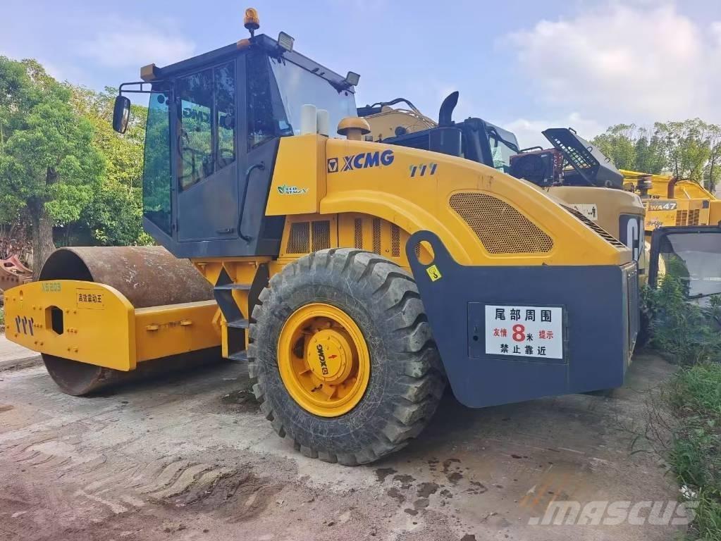 XCMG XS 203 J Vieno būgno volai