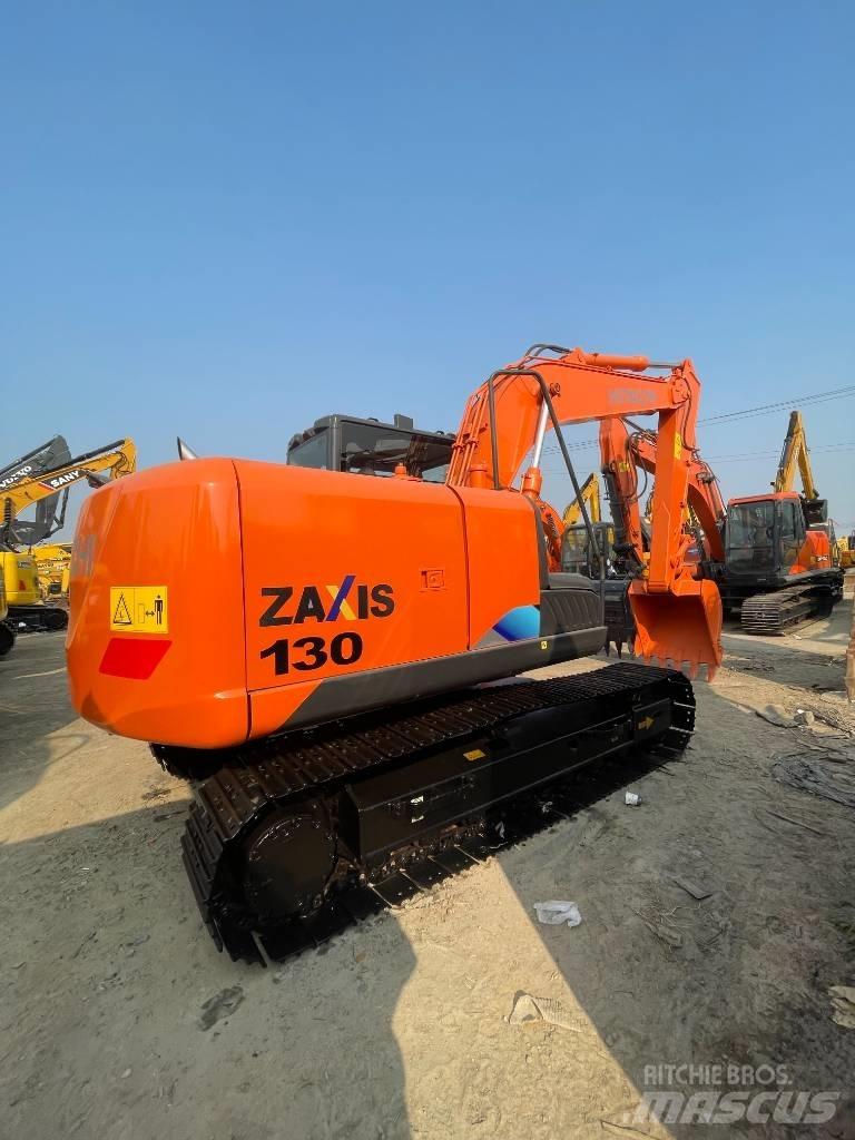 Hitachi ZX 130 Vikšriniai ekskavatoriai