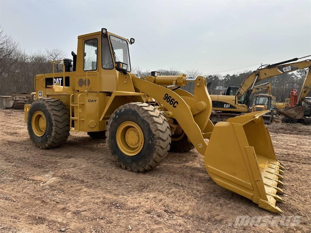 CAT 966C Naudoti ratiniai krautuvai