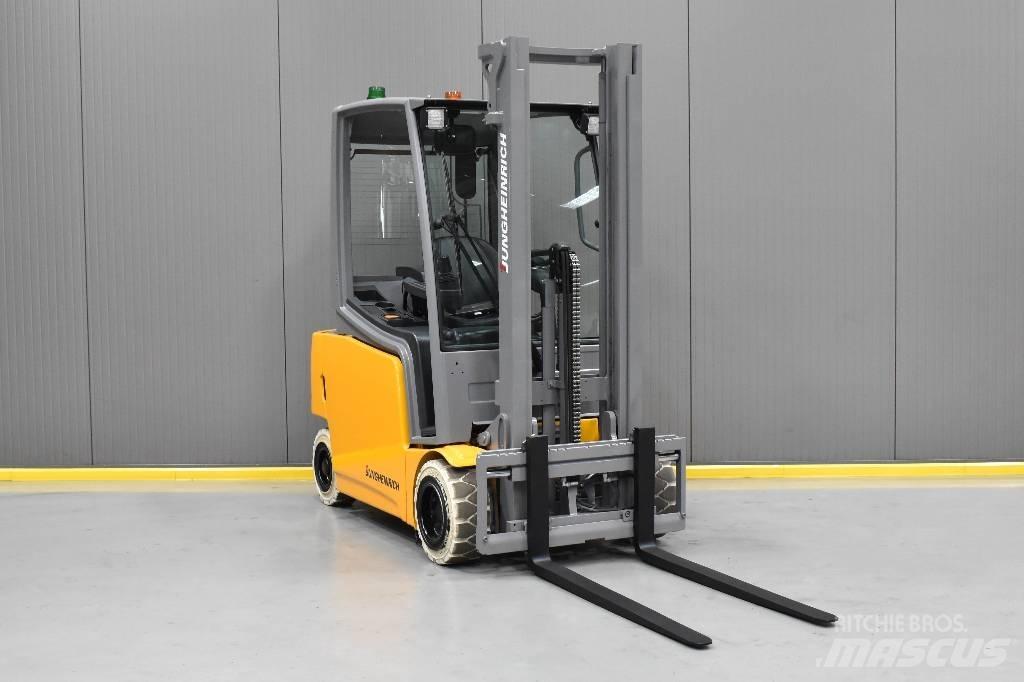 Jungheinrich EFG 320 Elektriniai šakiniai krautuvai