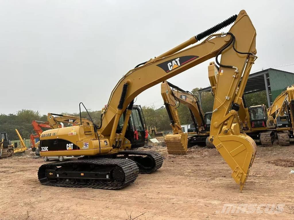 CAT 320C Vikšriniai ekskavatoriai