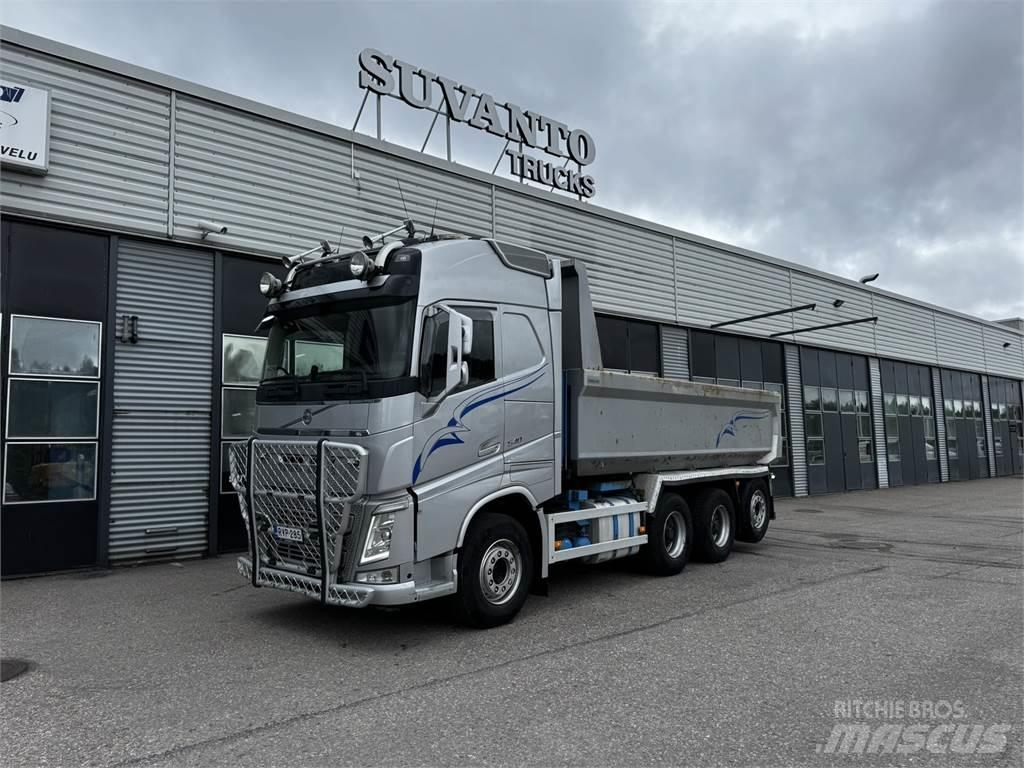 Volvo FH540 8x4 Savivarčių priekabų vilkikai