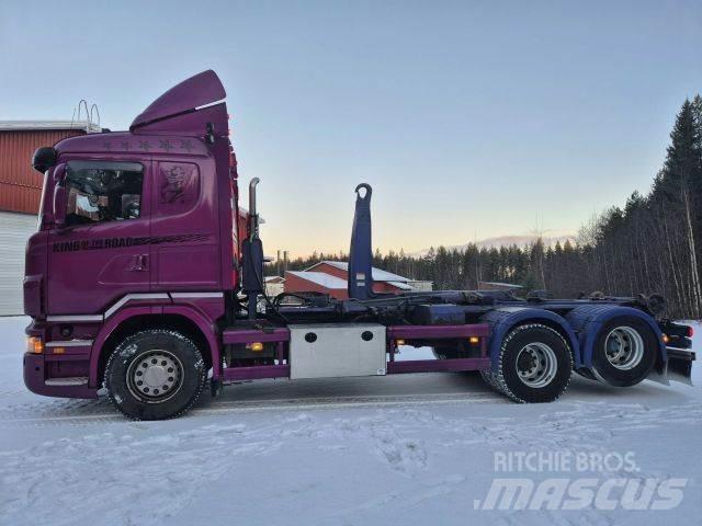 Scania R 560 Sunkvežimiai su keliamuoju kabliu