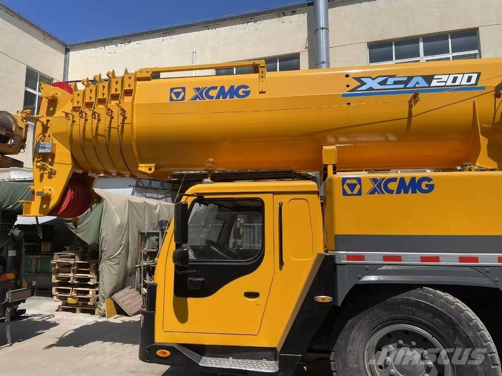 XCMG QY200K Neapdoroto reljefo kranai