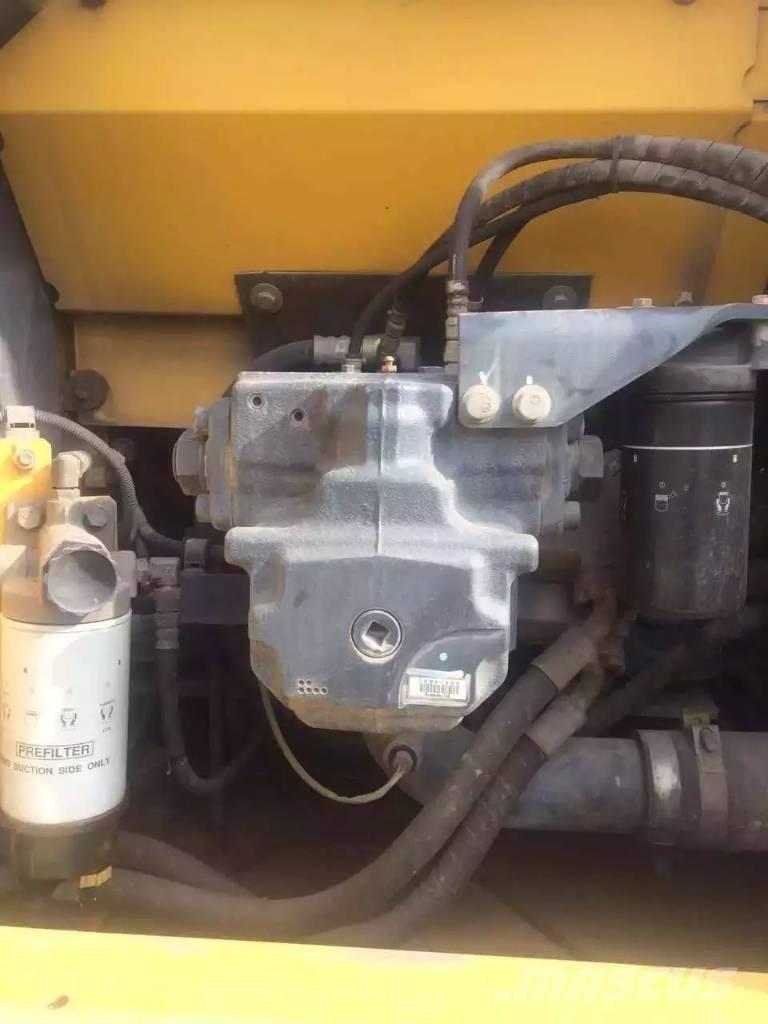 Komatsu pc200-7 Vikšriniai ekskavatoriai