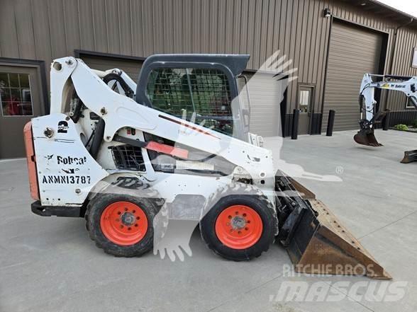 Bobcat S590 Miško mulčeriai
