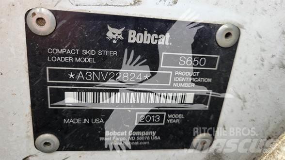 Bobcat S650 Krautuvai su šoniniu pasukimu