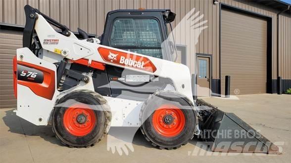 Bobcat S76 Krautuvai su šoniniu pasukimu