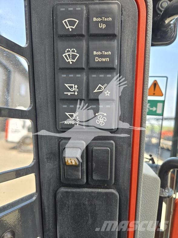 Bobcat S76 Krautuvai su šoniniu pasukimu