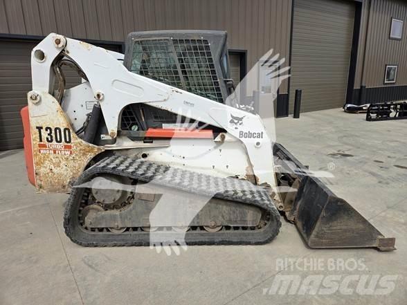 Bobcat T300 Krautuvai su šoniniu pasukimu