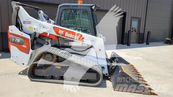 Bobcat T76 Krautuvai su šoniniu pasukimu