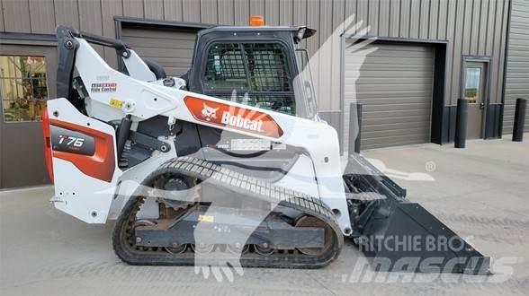 Bobcat T76 Krautuvai su šoniniu pasukimu
