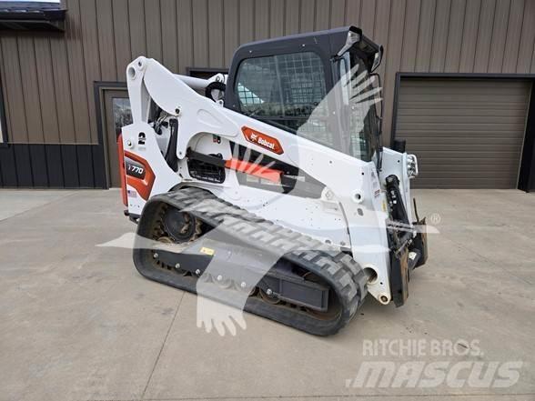 Bobcat T770 Krautuvai su šoniniu pasukimu