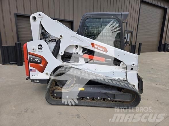 Bobcat T770 Krautuvai su šoniniu pasukimu