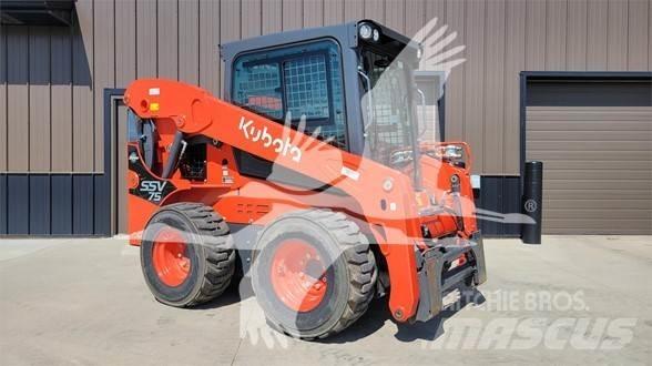 Kubota SSV75 Krautuvai su šoniniu pasukimu