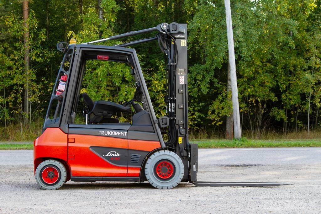 Linde E30-01 Elektriniai šakiniai krautuvai