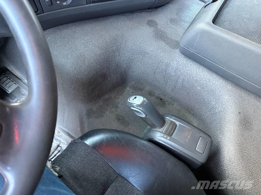 Volvo FM460 8x4 Savivarčiai su kabeliniu keltuvu