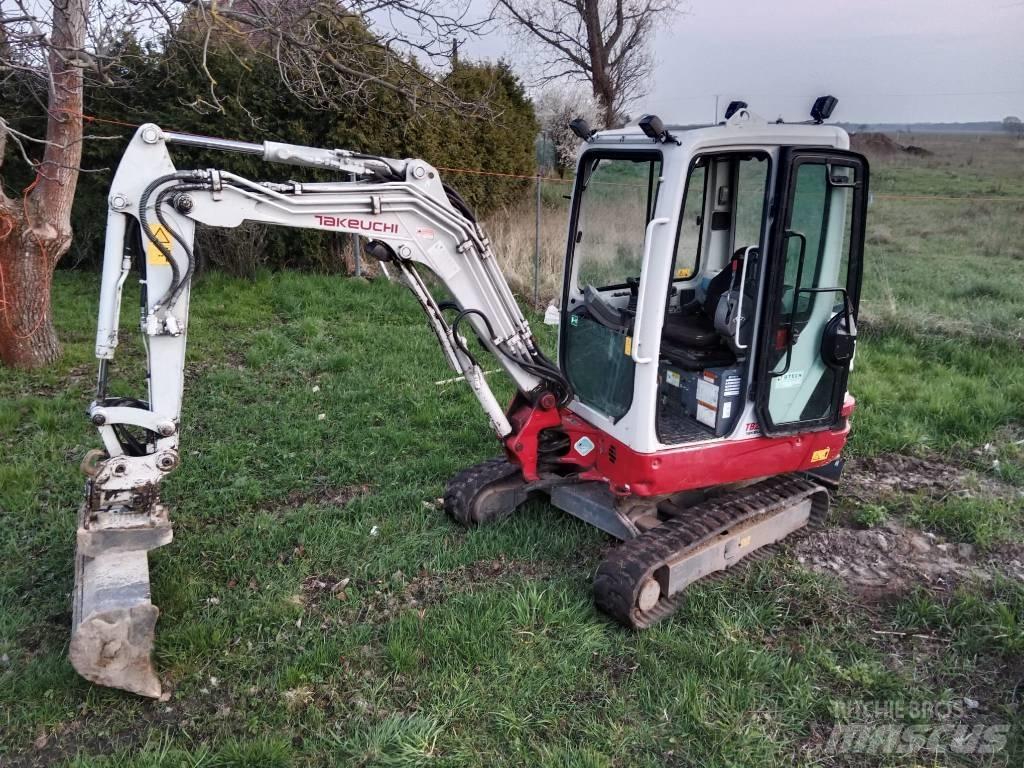 Takeuchi TB 225 Mini ekskavatoriai < 7 t