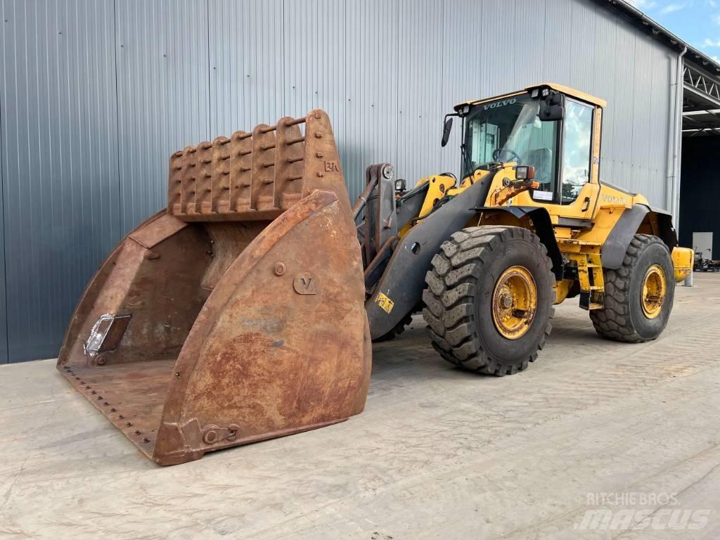 Volvo L120F Naudoti ratiniai krautuvai