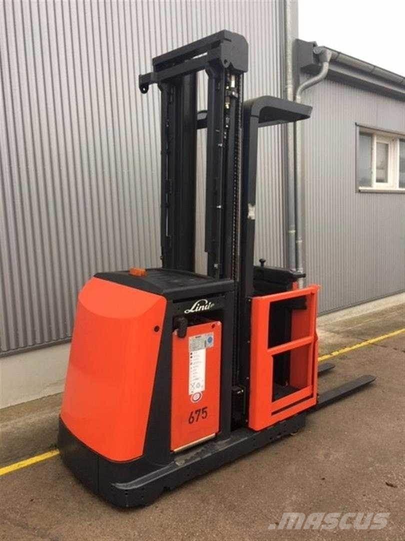 Linde V11 Didelių aukščių keltuvai-krautuvai
