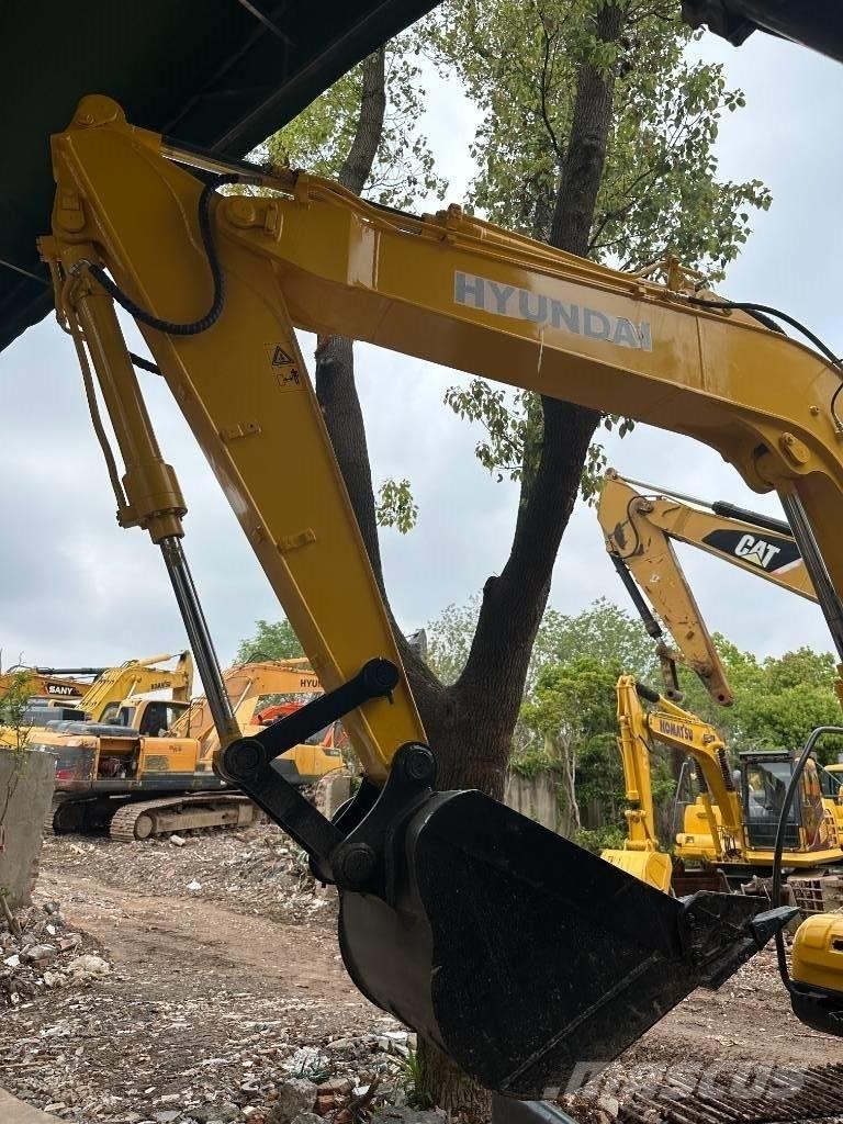 Hyundai 80-7 Vikšriniai ekskavatoriai