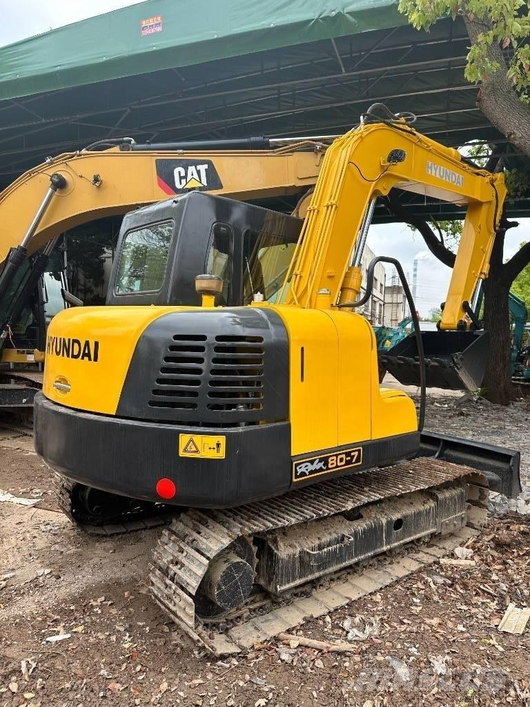 Hyundai 80-7 Vikšriniai ekskavatoriai