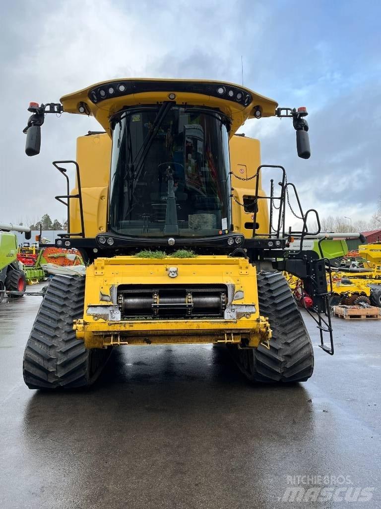 New Holland CR 9.90 Derliaus nuėmimo kombainai