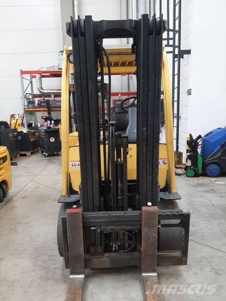 Hyster J 3.0 XN Elektriniai šakiniai krautuvai