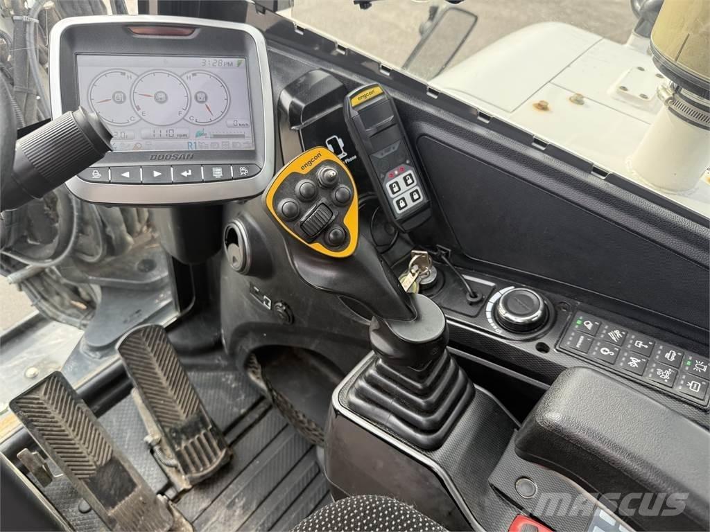 Bobcat E57W Ratiniai ekskavatoriai