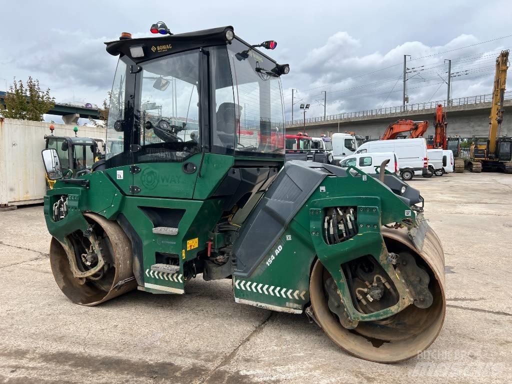 Bomag BW 154 AD-5 Porinių būgnų volai
