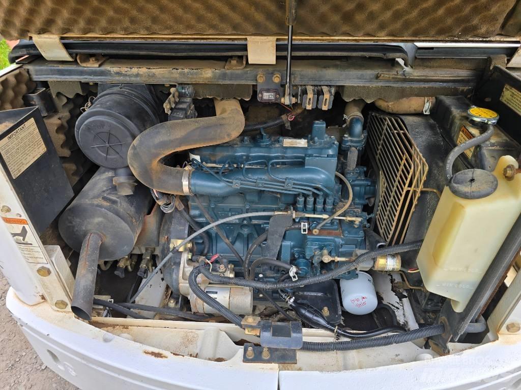 Bobcat X 331 Mini ekskavatoriai < 7 t