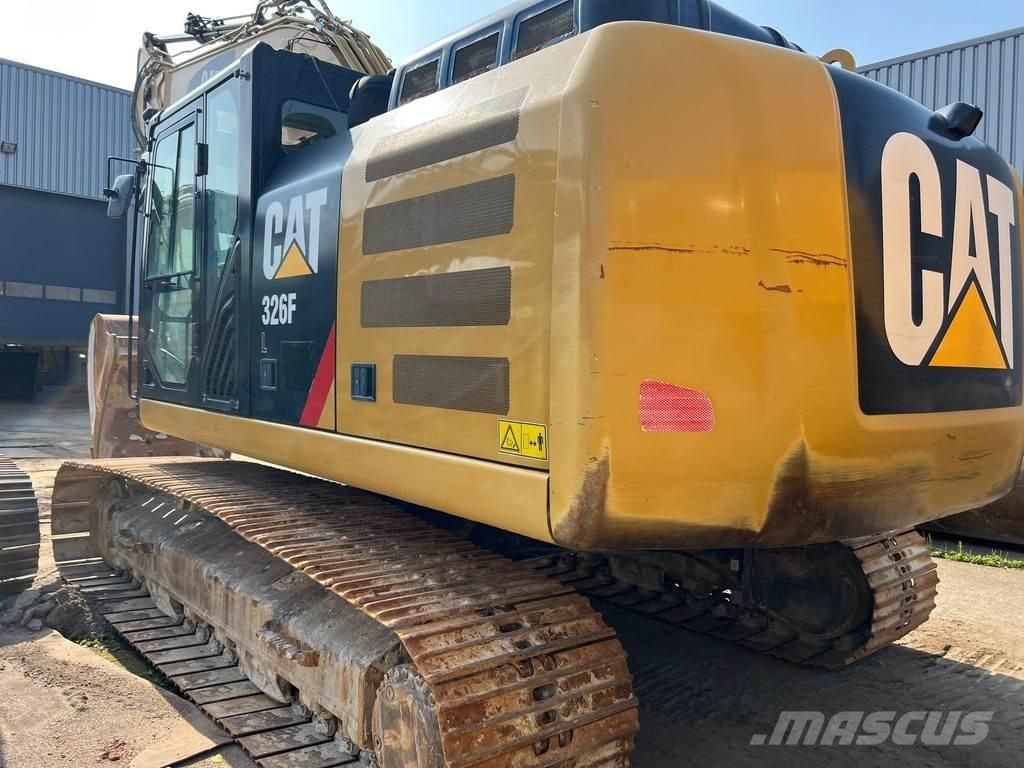 CAT 326FL Vikšriniai ekskavatoriai