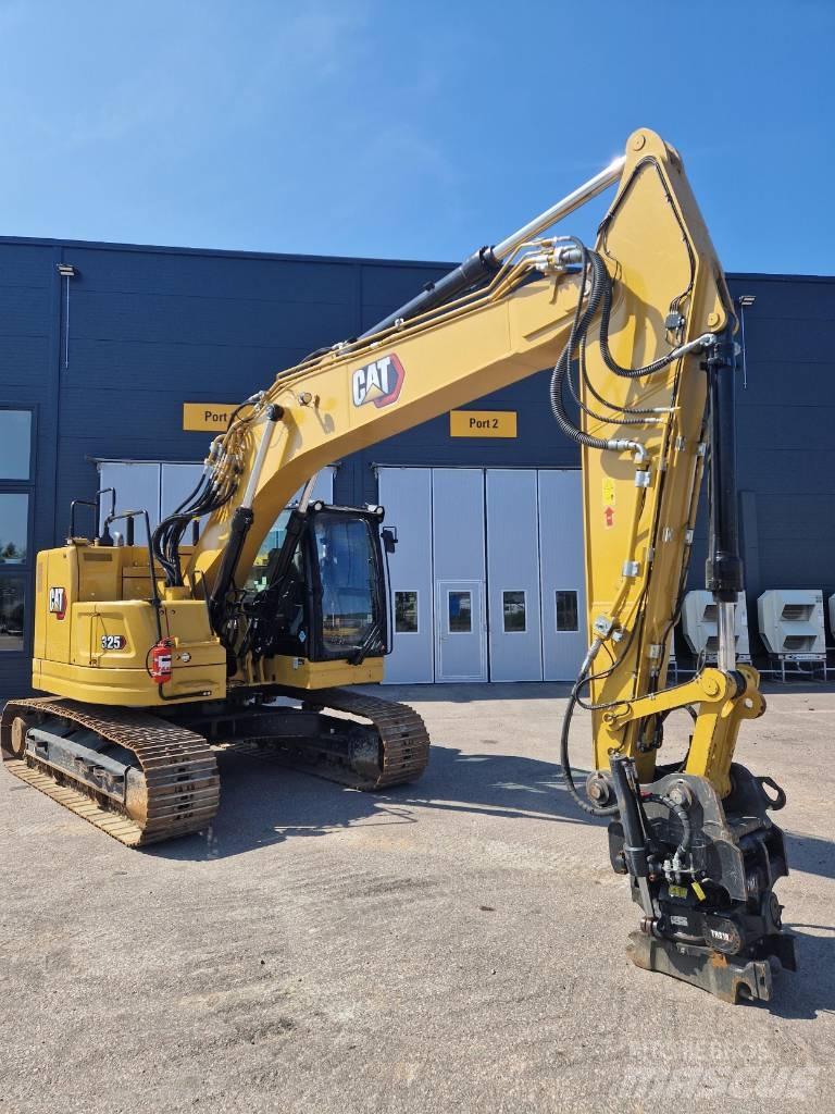 CAT 325 Vikšriniai ekskavatoriai