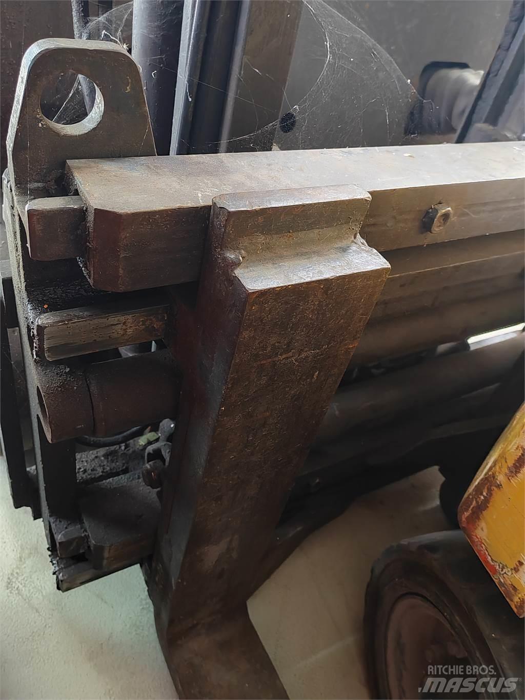 Still R70-16D Dyzeliniai krautuvai