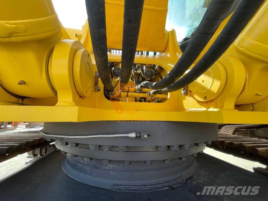 Komatsu PC 450 LC-8 Vikšriniai ekskavatoriai