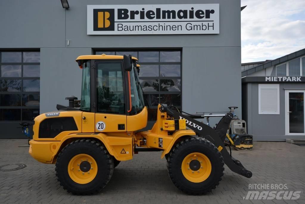 Volvo L 35 H Naudoti ratiniai krautuvai