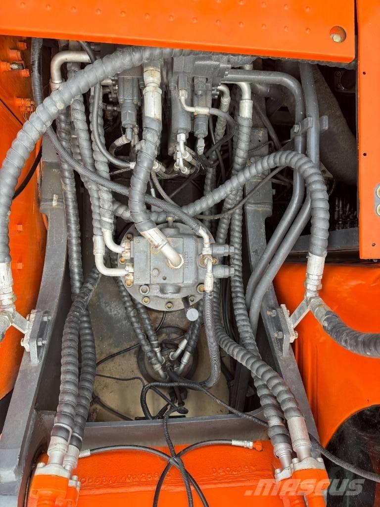 Doosan DX 300 Vikšriniai ekskavatoriai